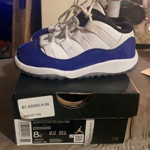 Air Jordan 11 Low toddler size 8c